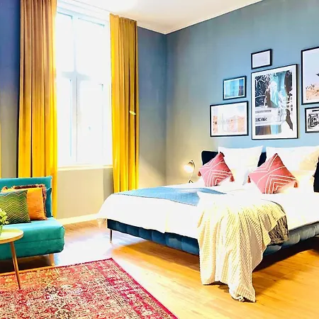 Klassen - Exklusive Altbau - Zentral - Rheinnaehe Appartamento *