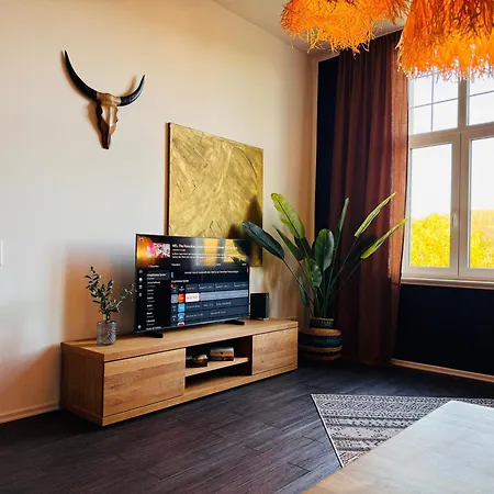 Klassen - Exklusive Altbau - Zentral - Rheinnaehe Appartamento