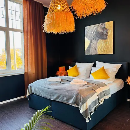 Klassen - Exklusive Altbau - Zentral - Rheinnaehe