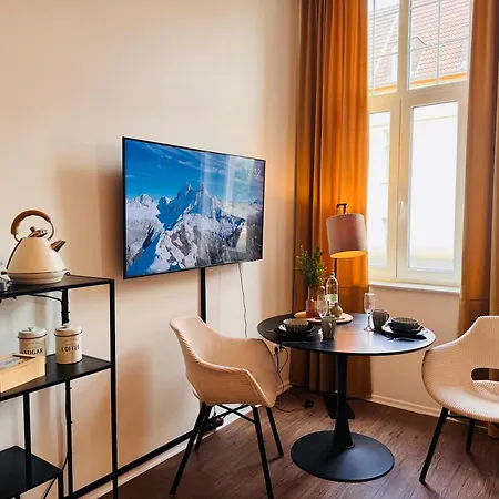 Klassen - Exklusive Altbau - Zentral - Rheinnaehe