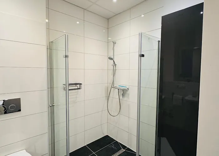 Klassen - Exklusive Altbau - Zentral - Rheinnaehe