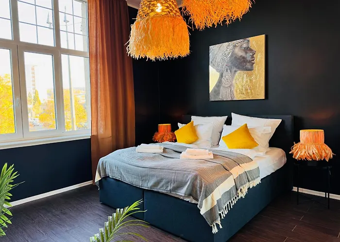 Klassen - Exklusive Altbau - Zentral - Rheinnaehe