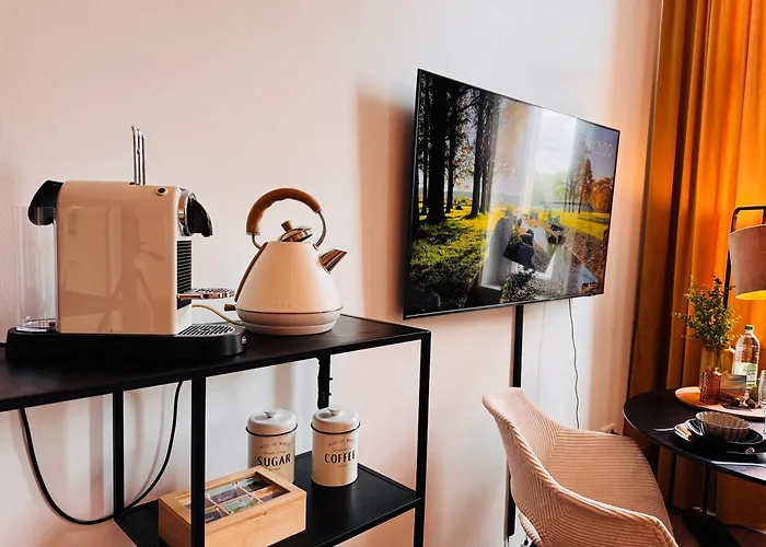 Klassen - Exklusive Altbau - Zentral - Rheinnaehe