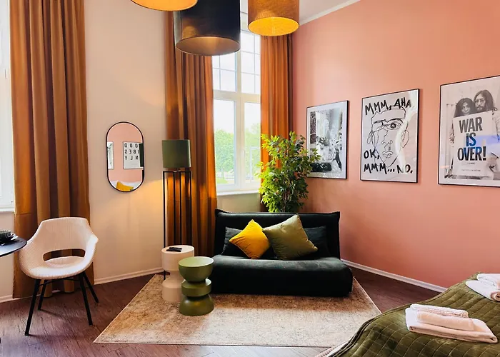 Klassen - Exklusive Altbau - Zentral - Rheinnaehe * Koblenz (Rhineland-Palatinate)