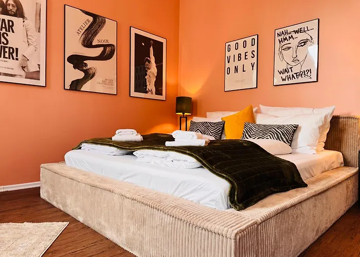 Klassen - Exklusive Altbau - Zentral - Rheinnaehe Апартаменты *