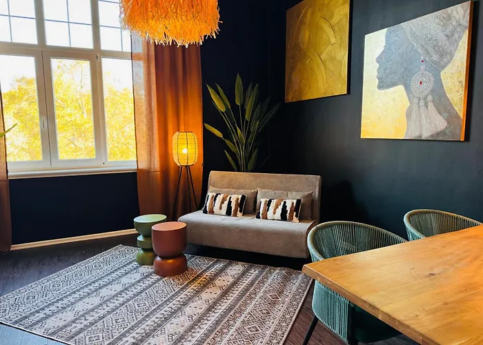 Klassen - Exklusive Altbau - Zentral - Rheinnaehe * Koblenz (Rhineland-Palatinate)